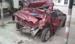 最新爆料车祸新闻报道视频,现场惨烈引关注