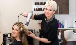 美女剪发爆料视频网站,热门视频网站独家爆料