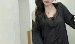 露脸女友在线观看,甜蜜直播背后的情感纠葛