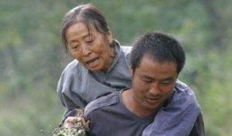丑娘扮演者爆料视频大全,爆料视频大全背后的感人故事