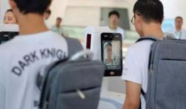 华人登机爆料新闻视频,视频曝光引发热议